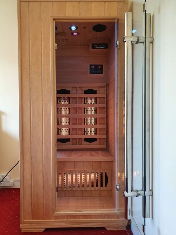 Infrared Sauna - HOLTEN MINI Quartz- Full Spectrum 5 heaters, 900x900x1900mm