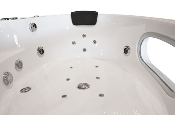 TALAUD II 1638, 1520 x 1520 x 550mm