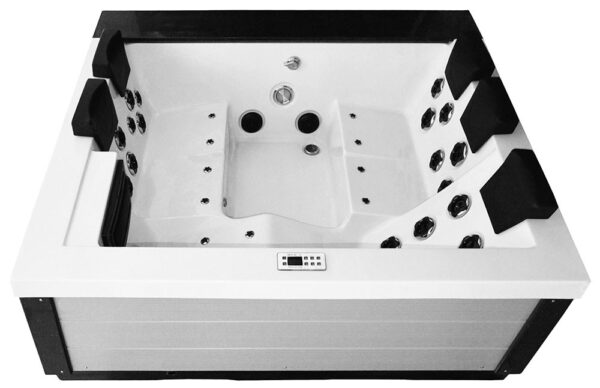 ACACIO 1545, 2200 x 1950 x 790mm