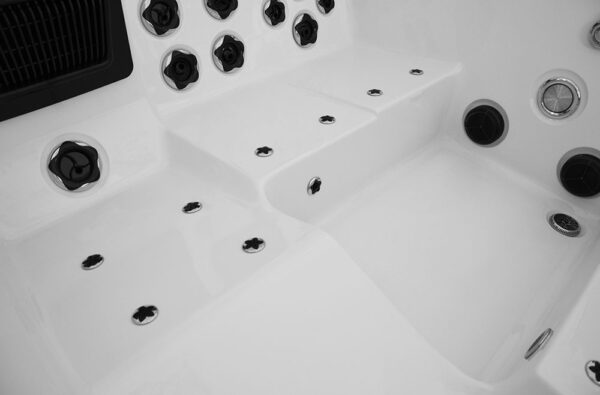 ACACIO 1545, 2200 x 1950 x 790mm