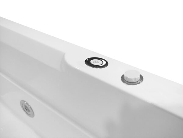 Gentle Currents 1802 1700 x 780 x 600 mm